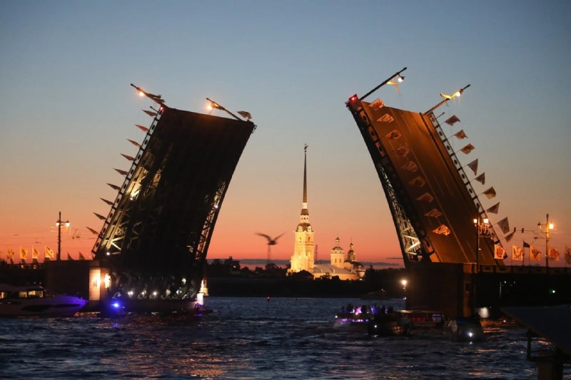 Шоу "Поющие мосты"